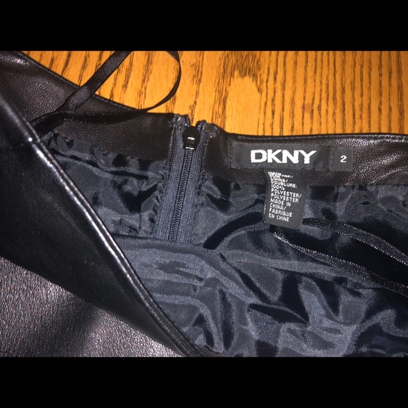 DKNY Black Leather skirt - Picture 3 of 6